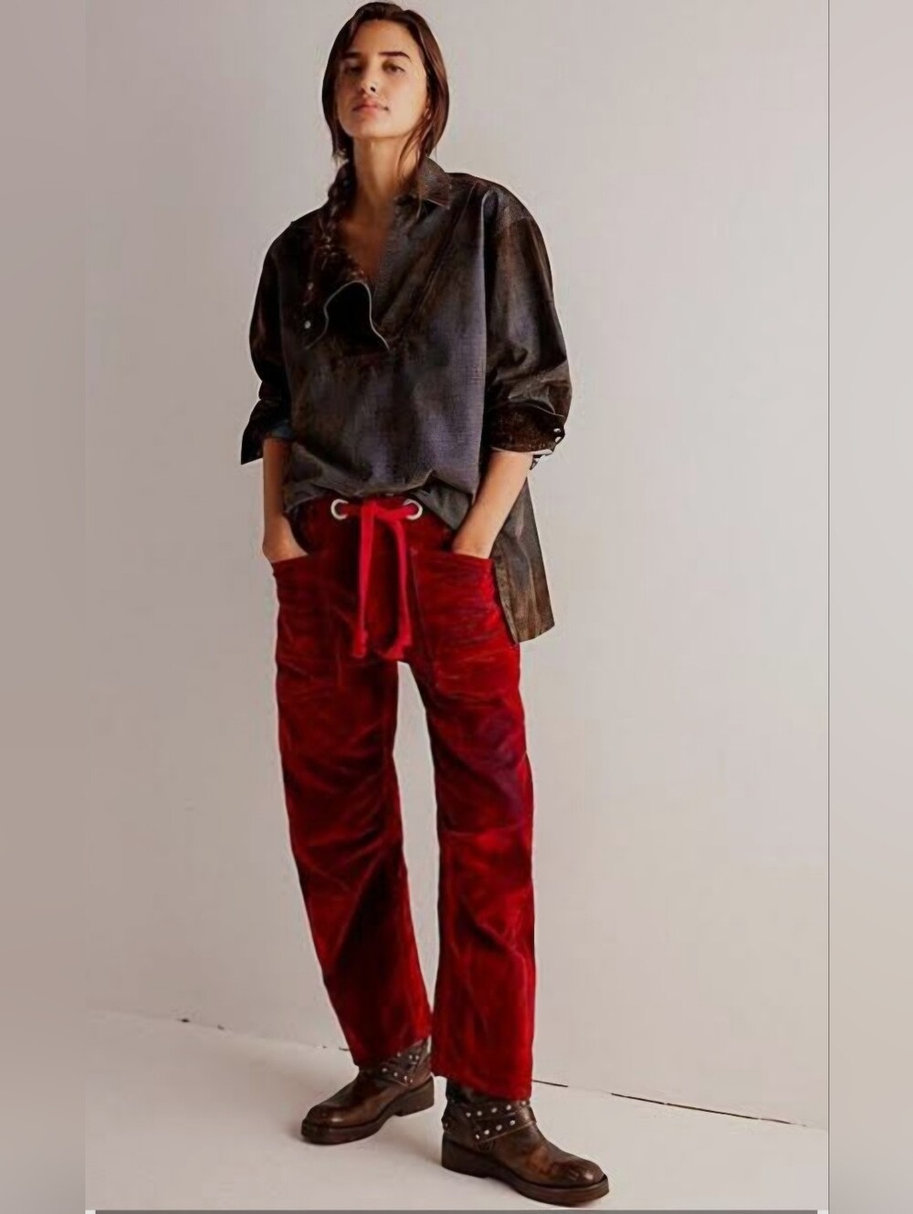 WE THE FREE PEOPLE MOXIE FLOCKED PULL ON BARREL JEANS